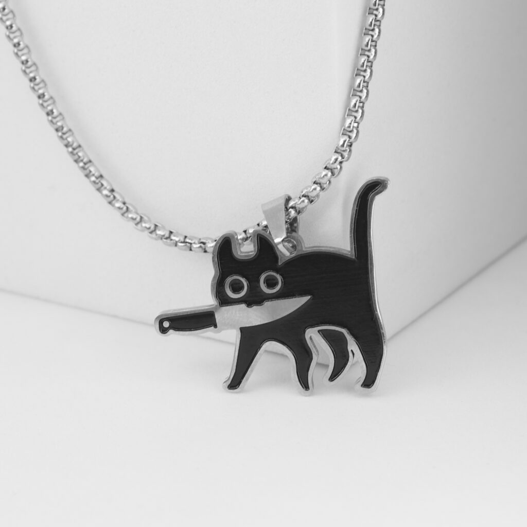 Кулон Dangerous Cat